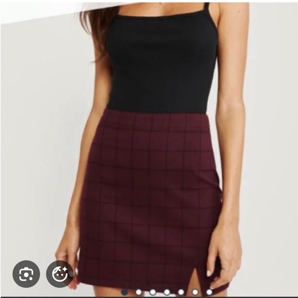 NWOT Abercrombie A-Line Mini Skirt in Burgundy Check